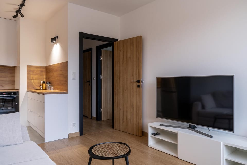 TV and multimedia, Kitchen or kitchenette