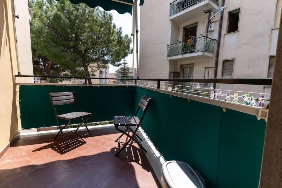 Victor Home FREE PRIVATE PARKING Apartment in Sanremo