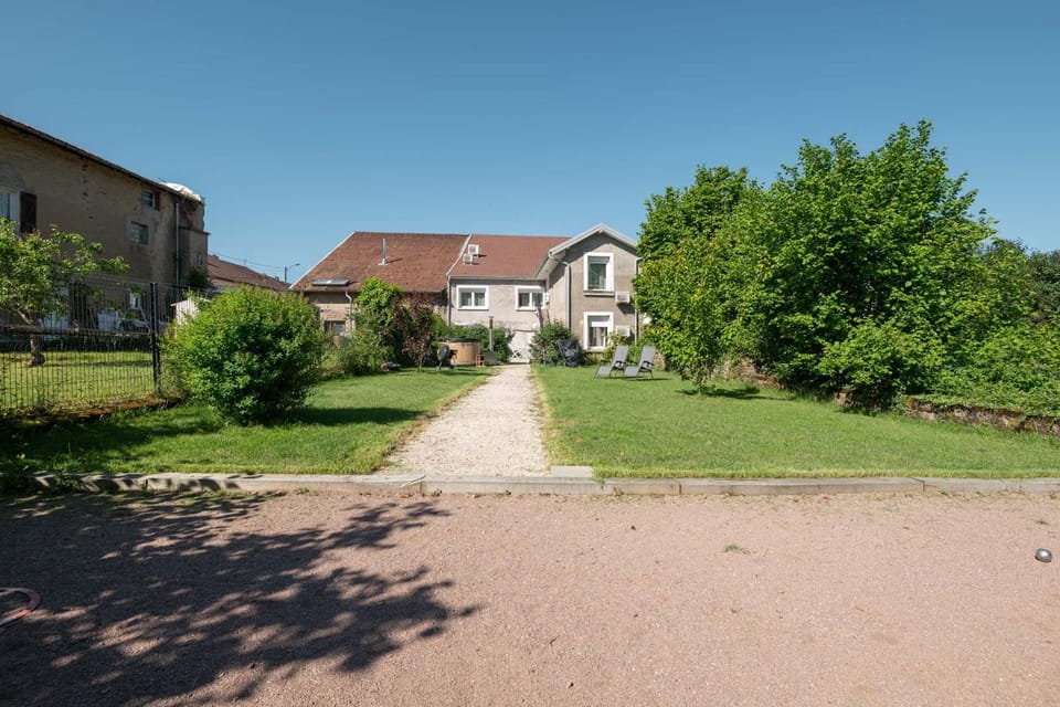 Spring, Day, Garden, Garden view, Street view