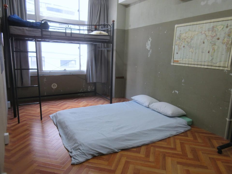 Guest House 樂 -Luck- Hostel in Osaka