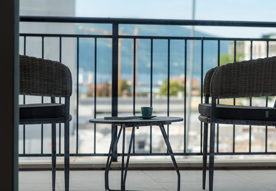 View (from property/room), Balcony/Terrace