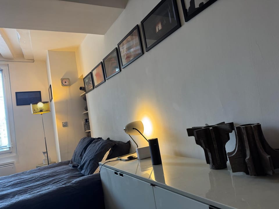 Suite indépendante studio top centre Marais Bed and Breakfast in Paris