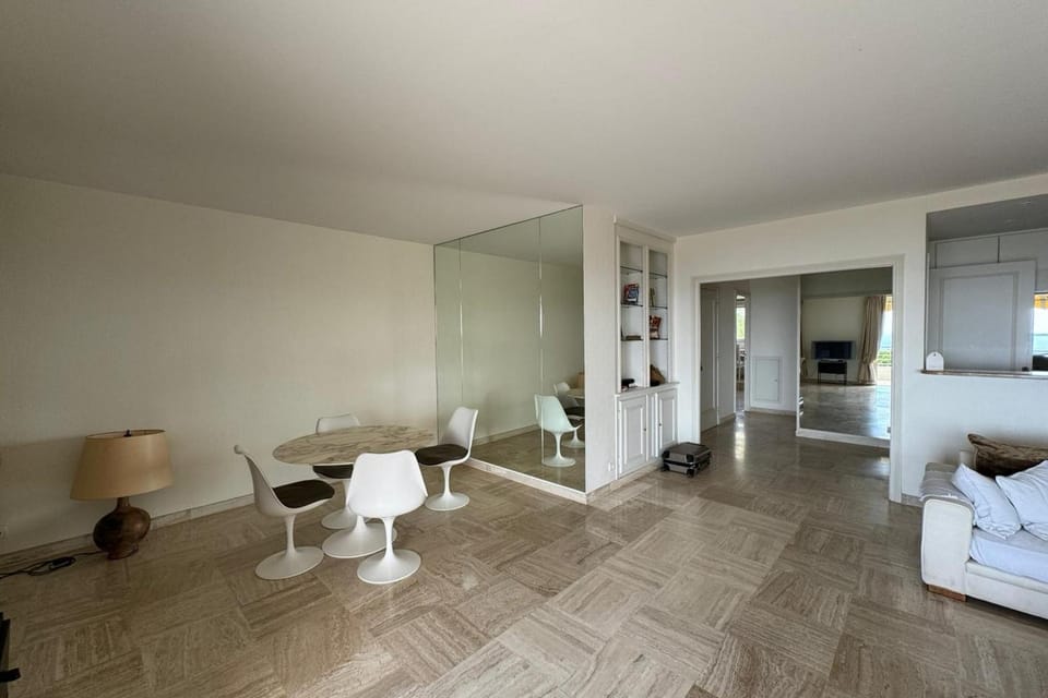 Appartment with exceptional view on the sea Apartment in Cannes