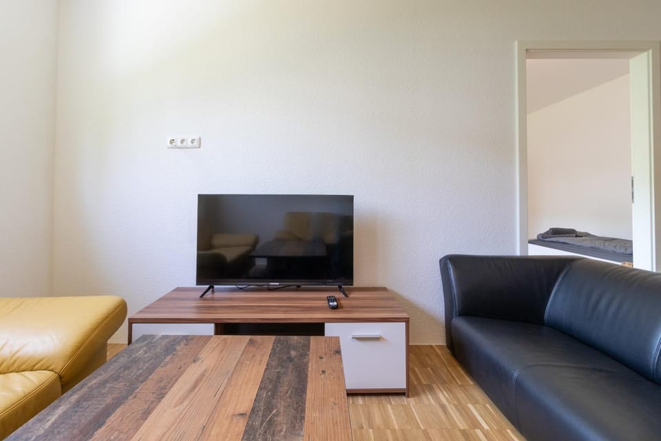 Wiesbaden Schierstein zentral im Rhein-Main-Gebiet, Monteure Herzlich Willkommen! Apartment in Wiesbaden