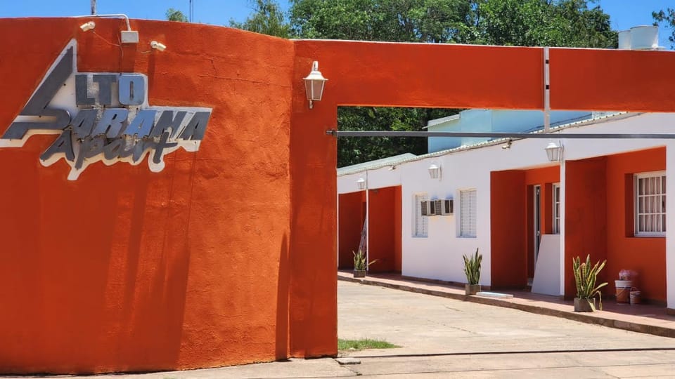 Apart Alto Parana Apartment hotel in Paso de la Patria