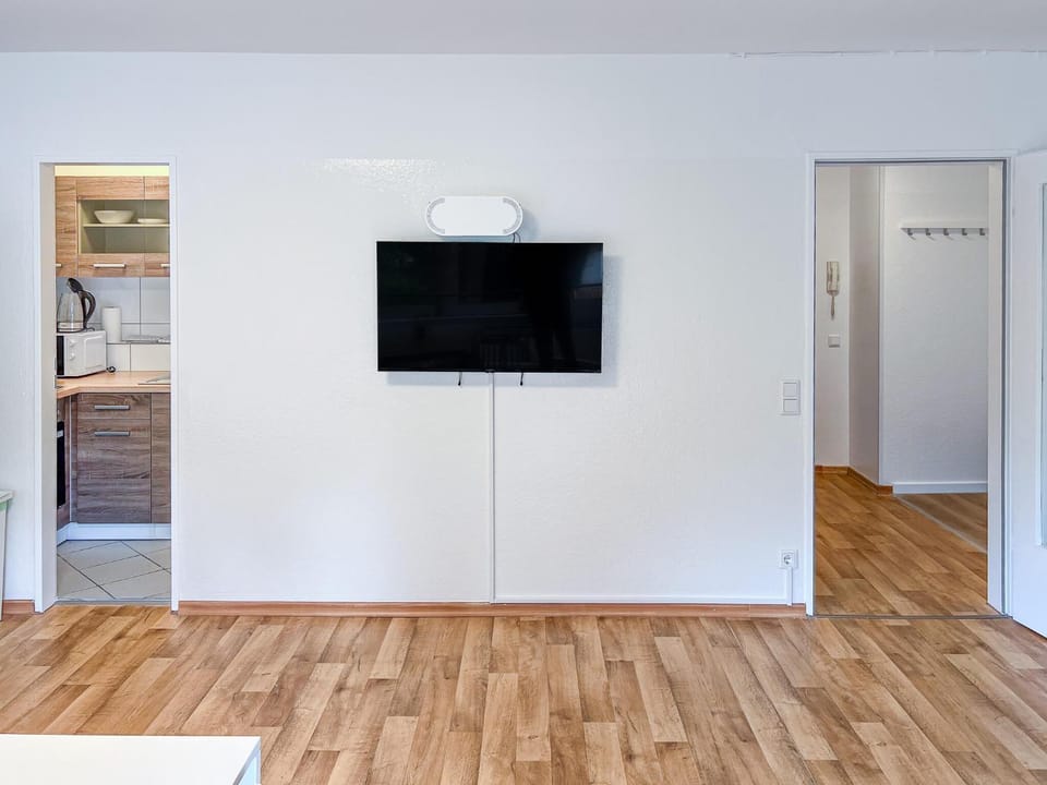 TV and multimedia, Kitchen or kitchenette