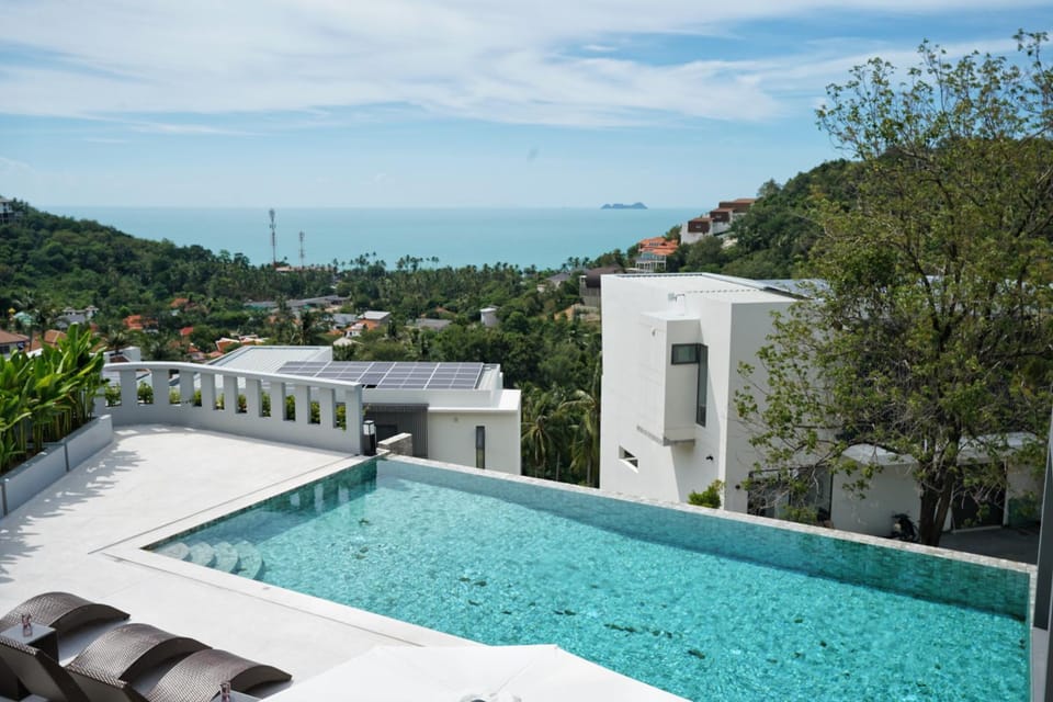 Day, Natural landscape, Mountain view, Sea view, Swimming pool, Swimming pool, sunbed