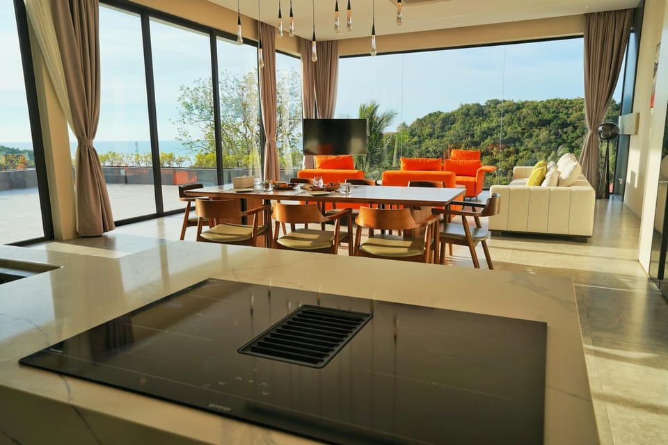 Day, Natural landscape, View (from property/room), Balcony/Terrace, Living room, Seating area
