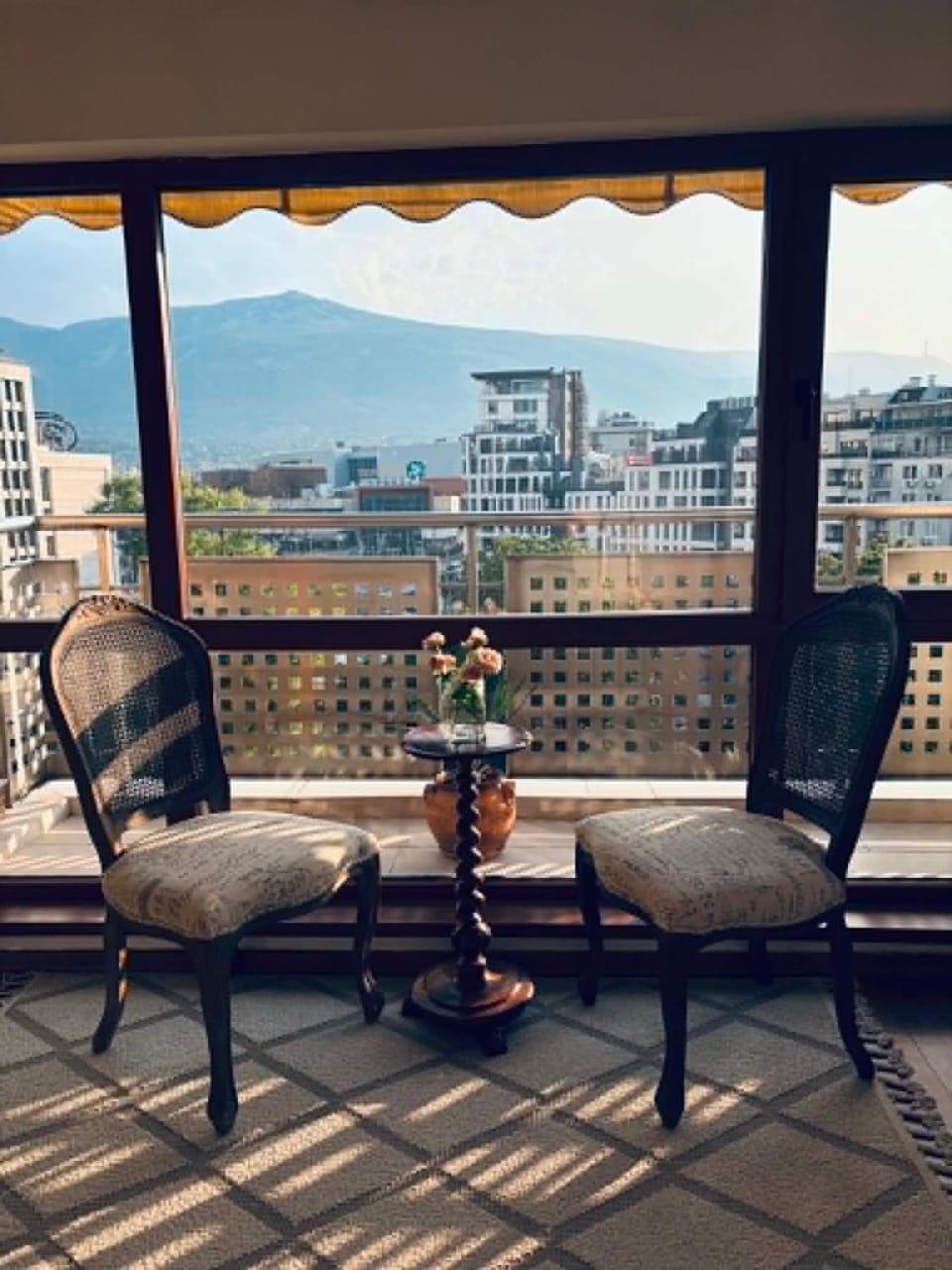 Spacious apartment with a Mountain view, big balcony and parking Apartment in Sofia