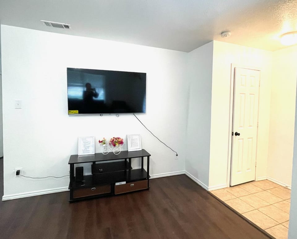 Private room in Dallas59 Vacation rental in Mesquite