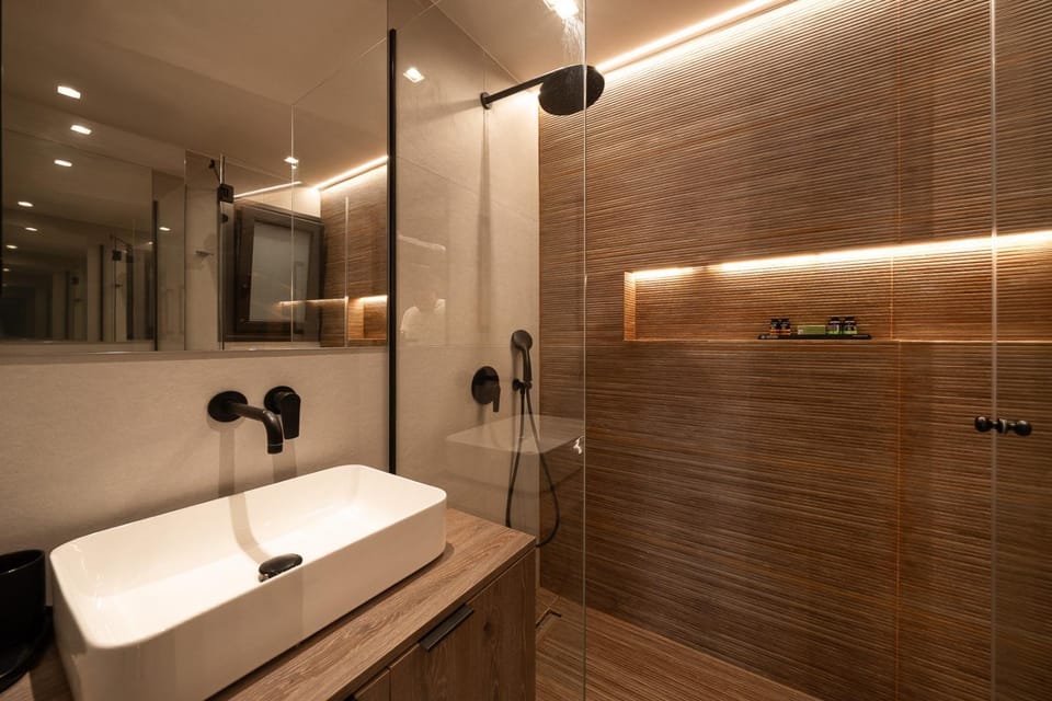Shower, Bathroom, towels