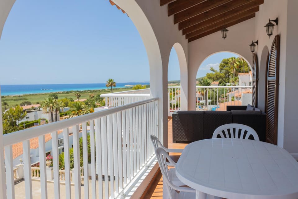View (from property/room), Balcony/Terrace