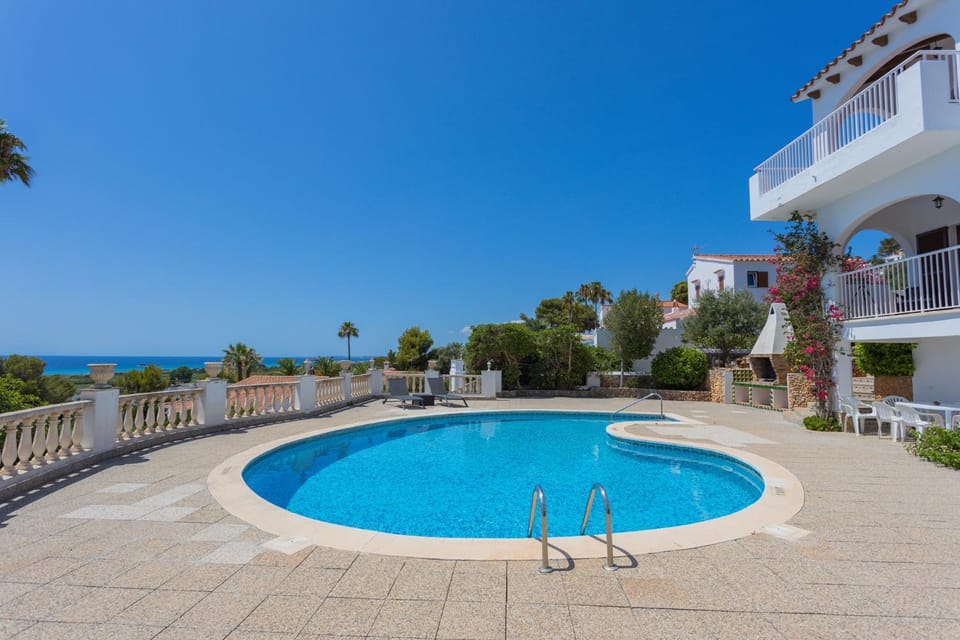 Sea view, Swimming pool