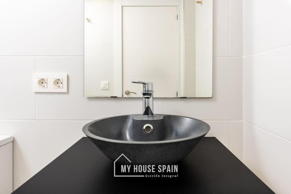 MyHouseSpain - Apartamento en El Coto Apartment in Gijón