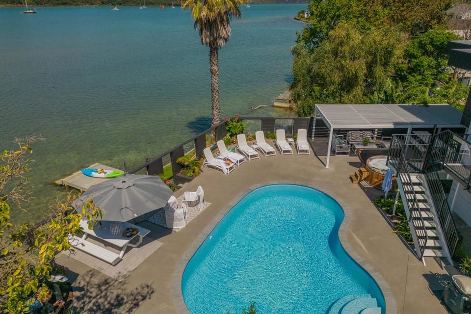 Pool view, River view