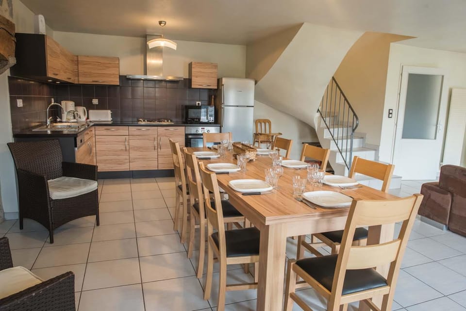 Gîtes de france 3 épis 8 personnes à malbouzon House in Occitanie