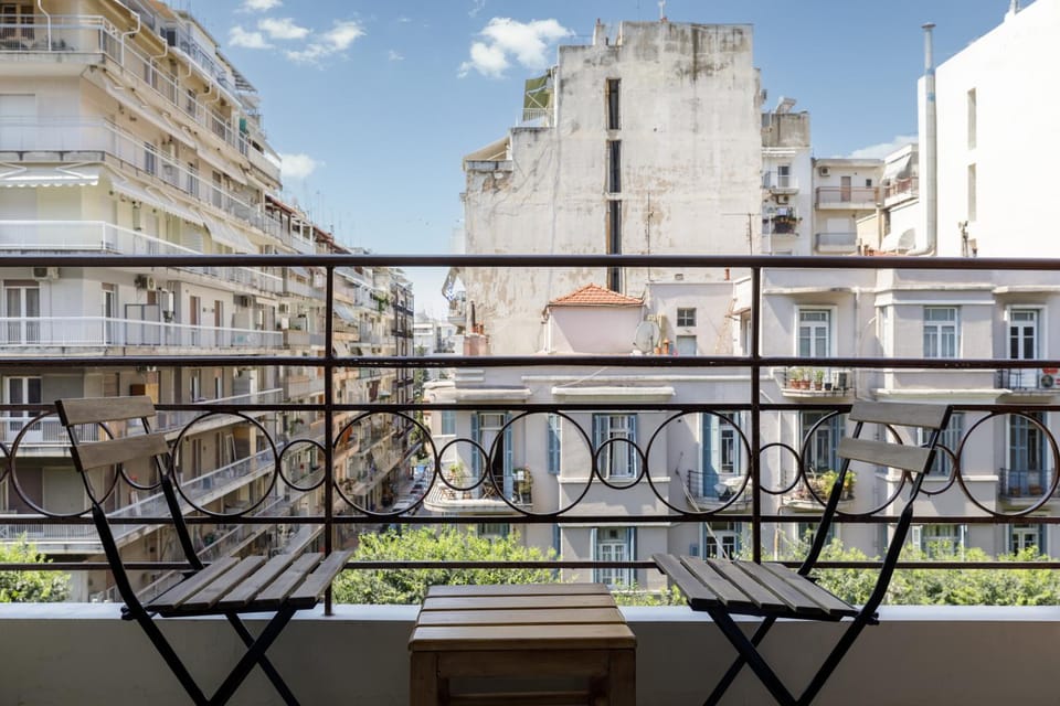 Property building, View (from property/room), Balcony/Terrace