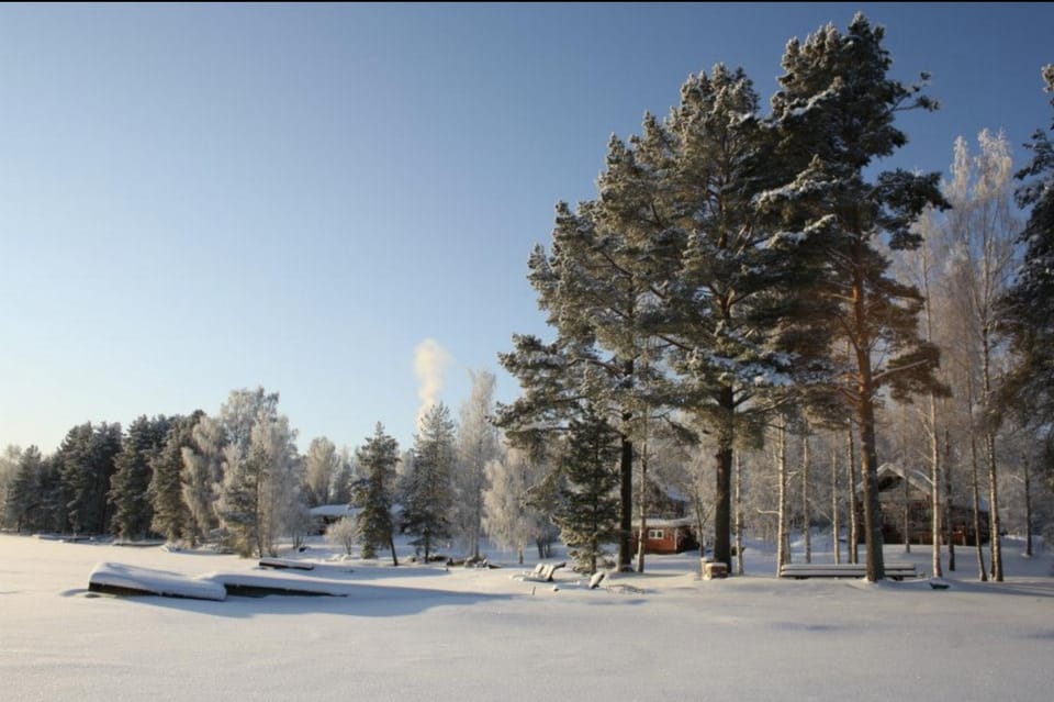 TAHKOn Riihiranta - 4 bedroom villa with lake view - Tilava mökki rantanäkymin Chalet in Finland