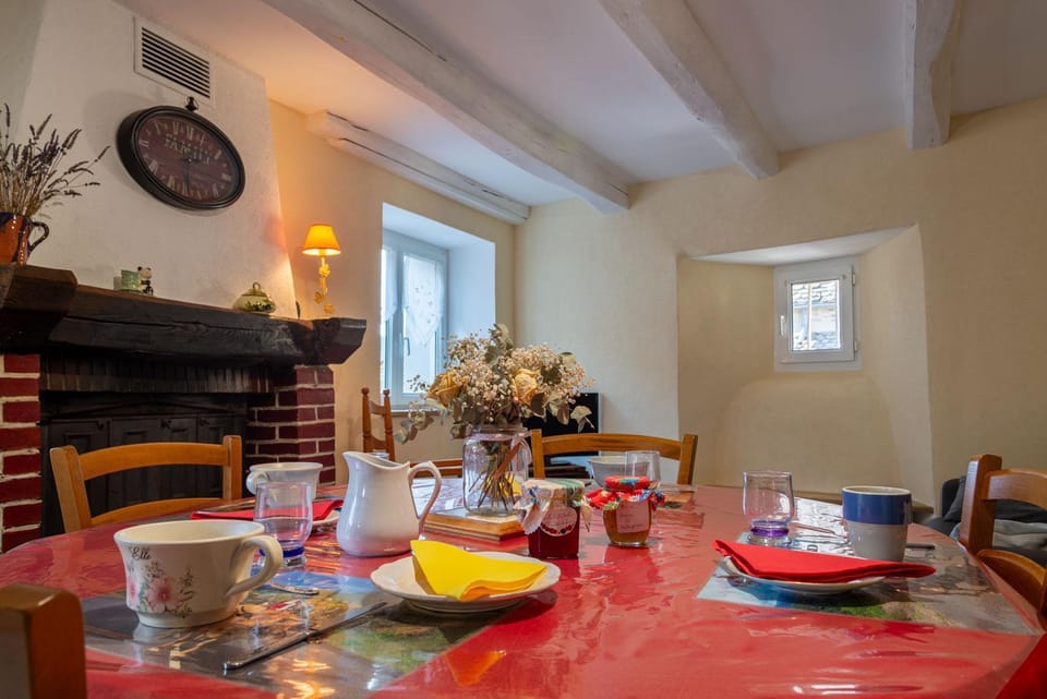 L'oustal de pagat House in Auvergne-Rhône-Alpes