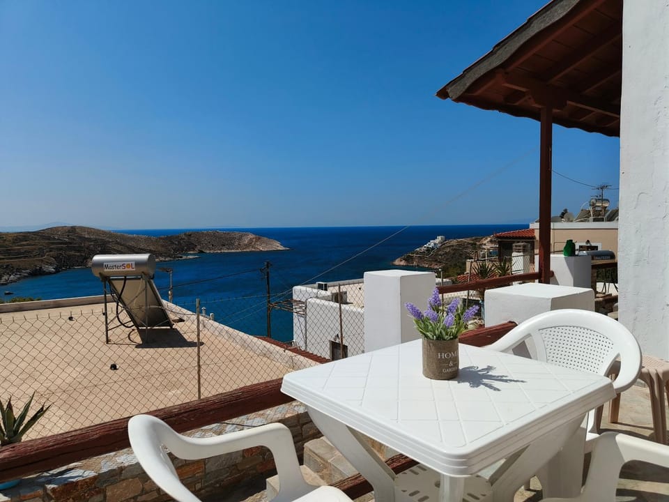 Balcony of vari Apartment in Decentralized Administration of the Aegean