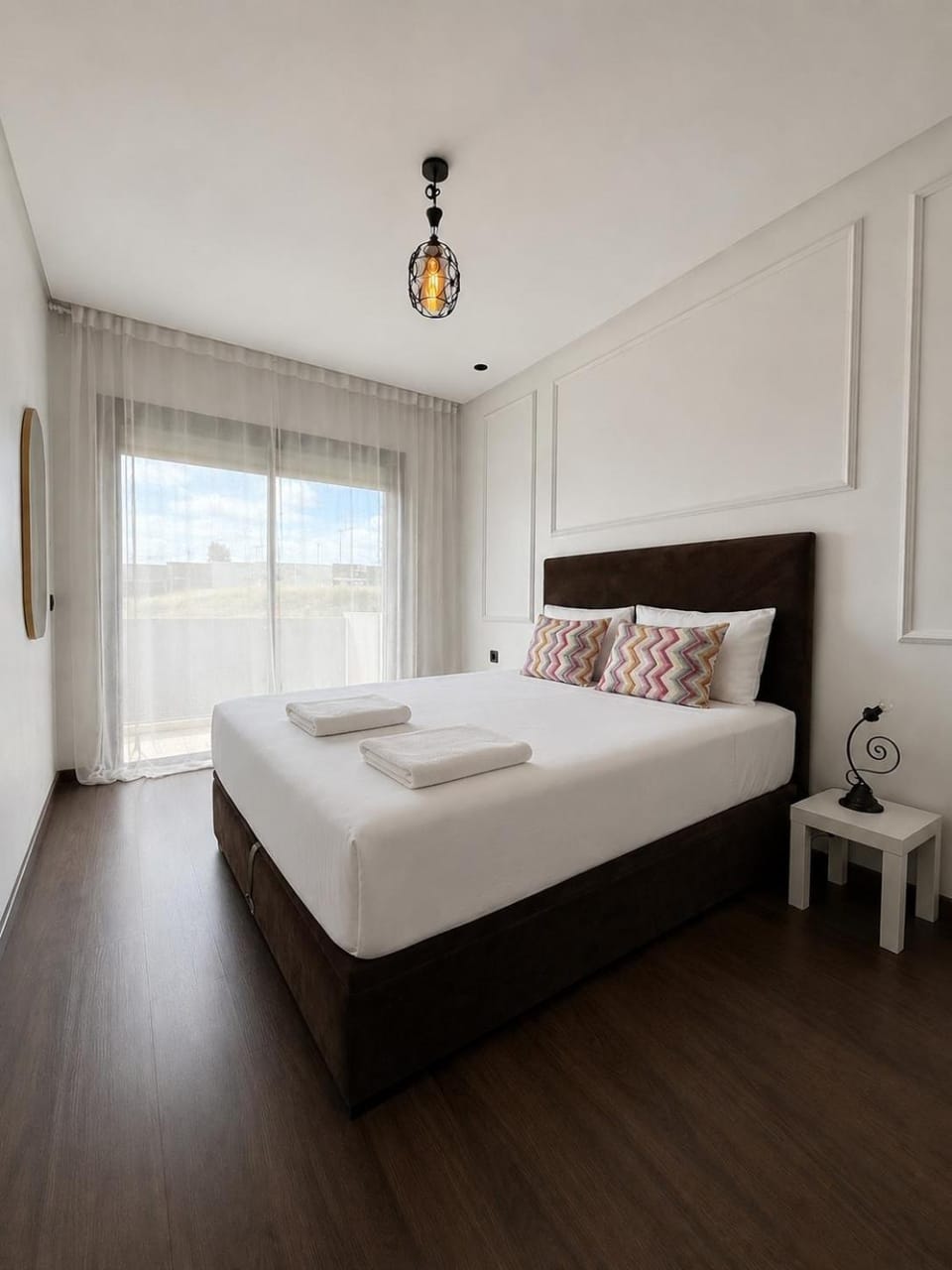 Bed, Photo of the whole room, Bedroom, cot, towels
