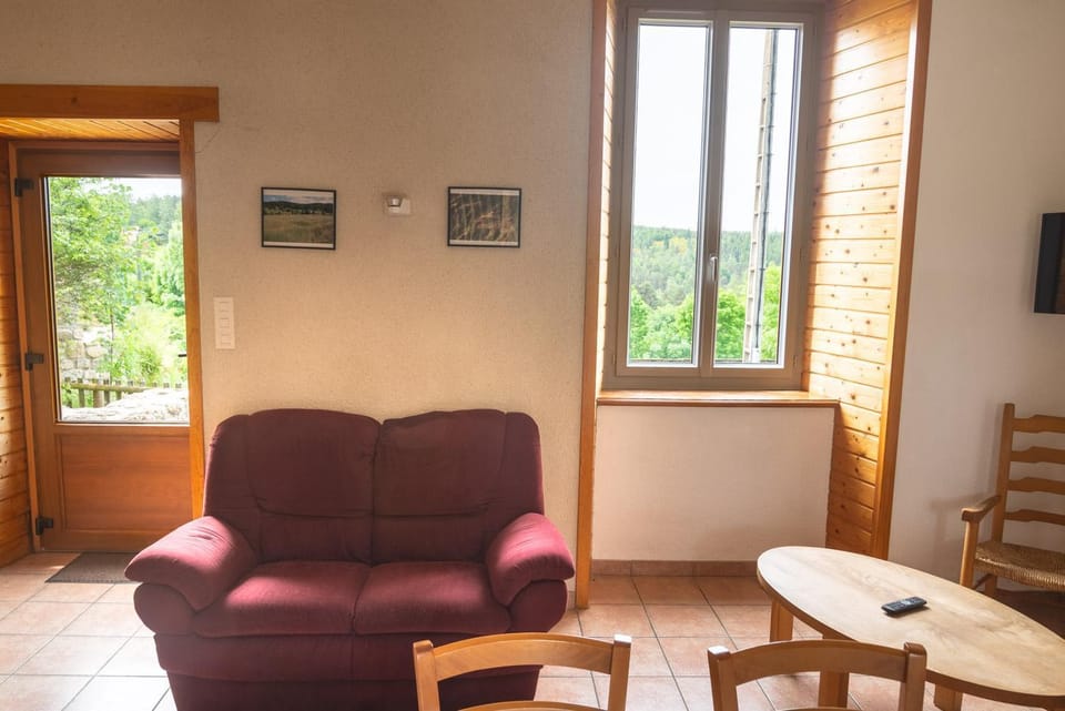 Gîte Gîtes de France 3 épis 6/7 pers à la Chaze House in Auvergne-Rhône-Alpes