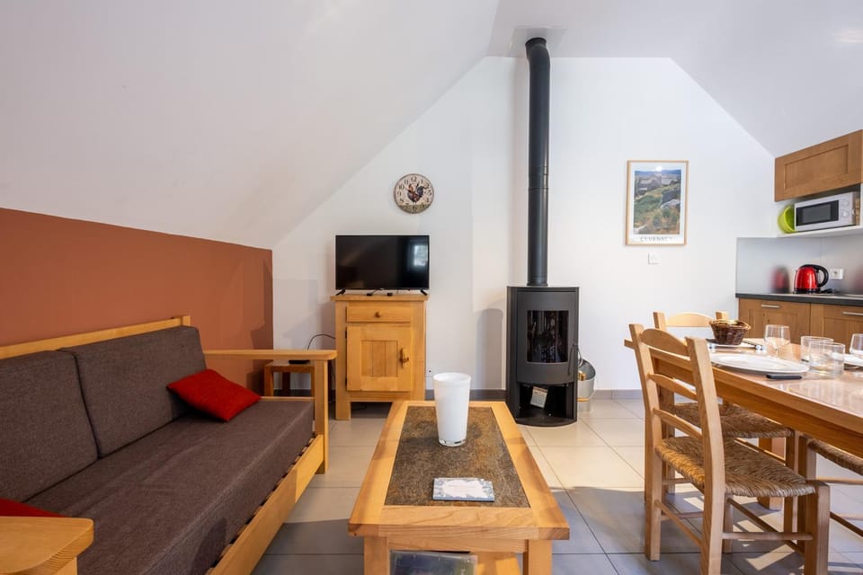 Lou cayrat à bagnols les bains House in Auvergne-Rhône-Alpes