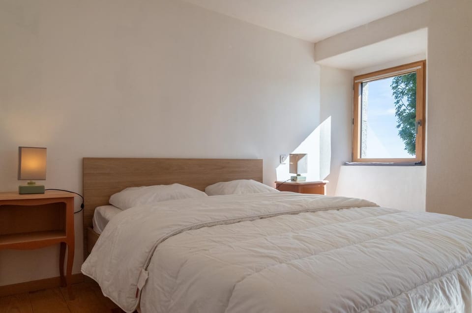 Maison almir House in Auvergne-Rhône-Alpes