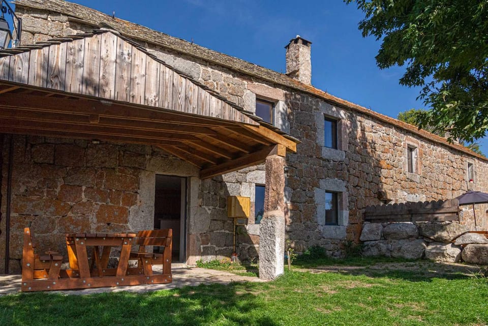 Maison almir House in Auvergne-Rhône-Alpes