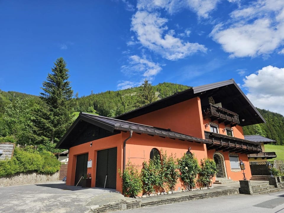 Apartment Berg und Bach - Lakes 5min, Salzburg 20min Apartment in Salzburgerland