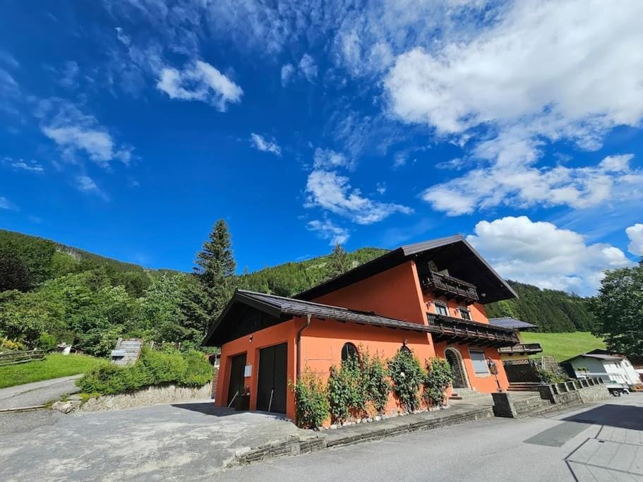 Apartment Berg und Bach - Lakes 5min, Salzburg 20min Apartment in Salzburgerland