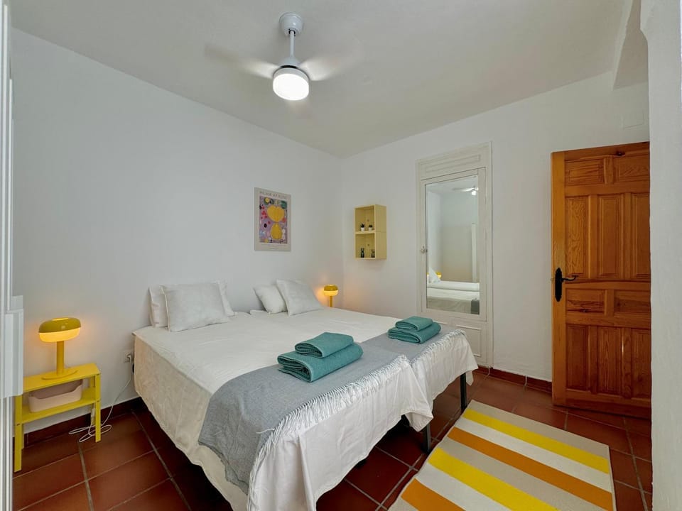 Bed, Photo of the whole room, Bedroom, towels, wardrobe