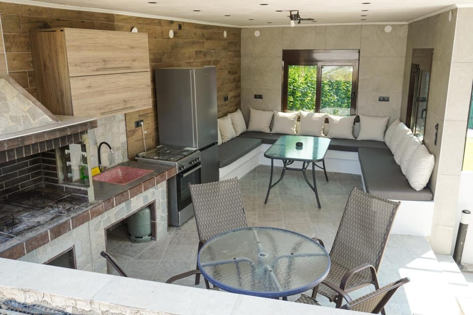 Tsiaras House House in Halkidiki