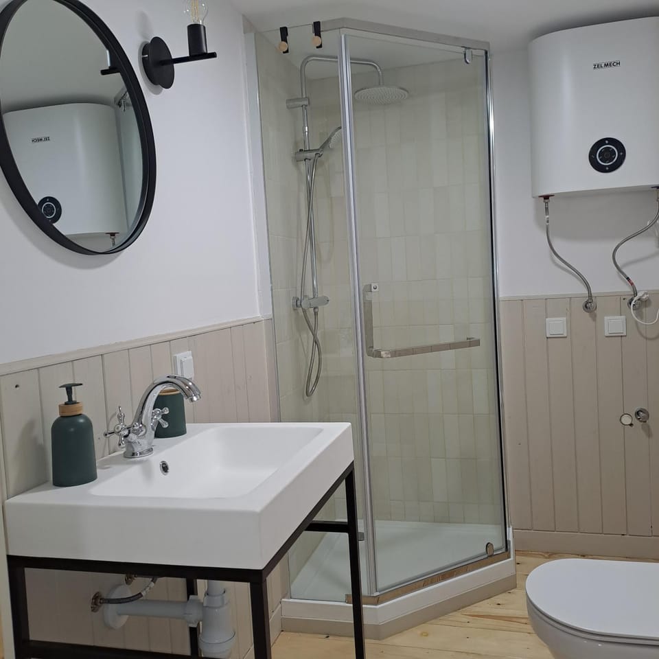 Domek nad Kanałem Augustowskim Stanica Wodna PTTK Płaska House in Lithuania