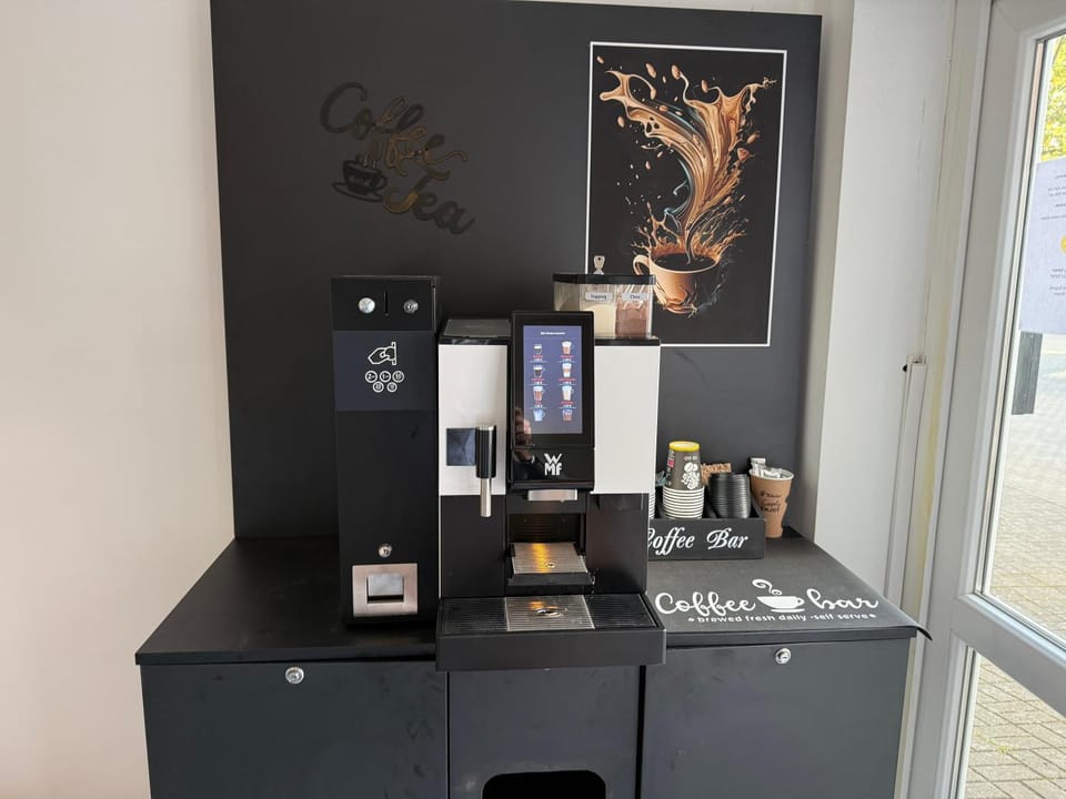 Hotel Hoyers in Pinneberg, Free Parking and WiFi Hotel in Hamburg