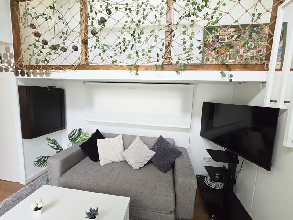 Camping Costa Dorada Tiny House 1 House in Maresme
