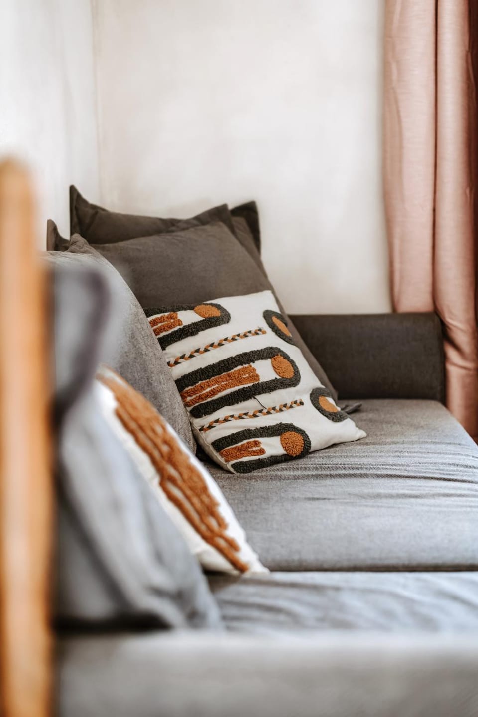 Bed, Living room, Seating area