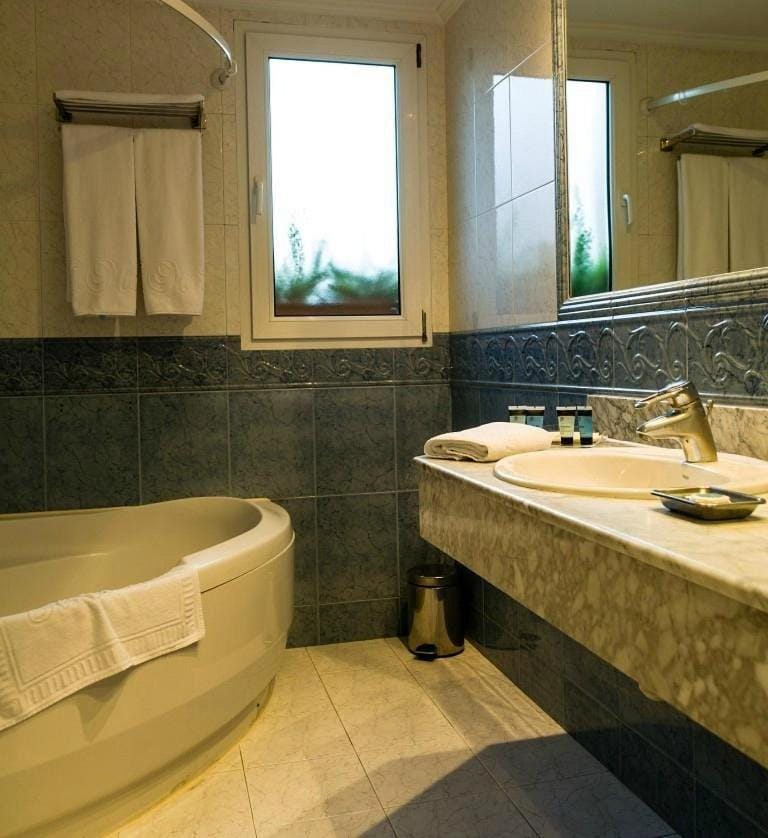 Hotel Suite Mioño Castro Urdiales Hotel in Cantabria
