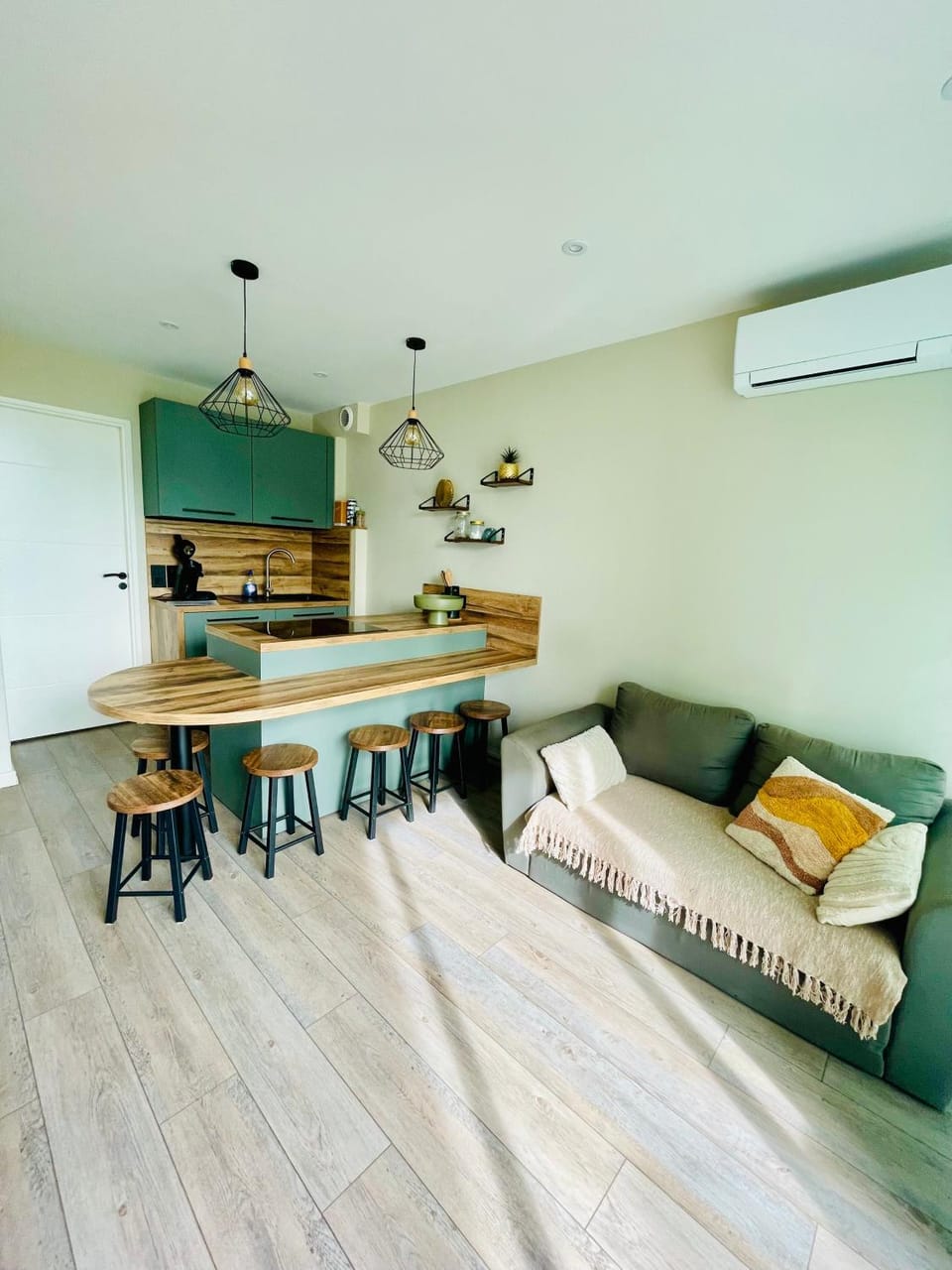 Seating area