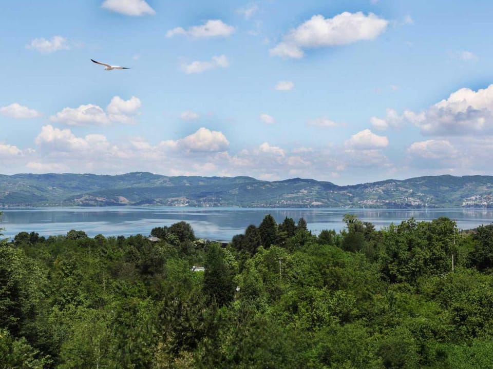 Day, Natural landscape, Lake view, Mountain view