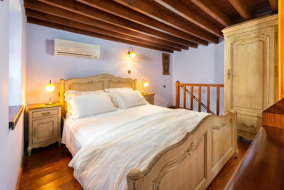 Property building, Bedroom