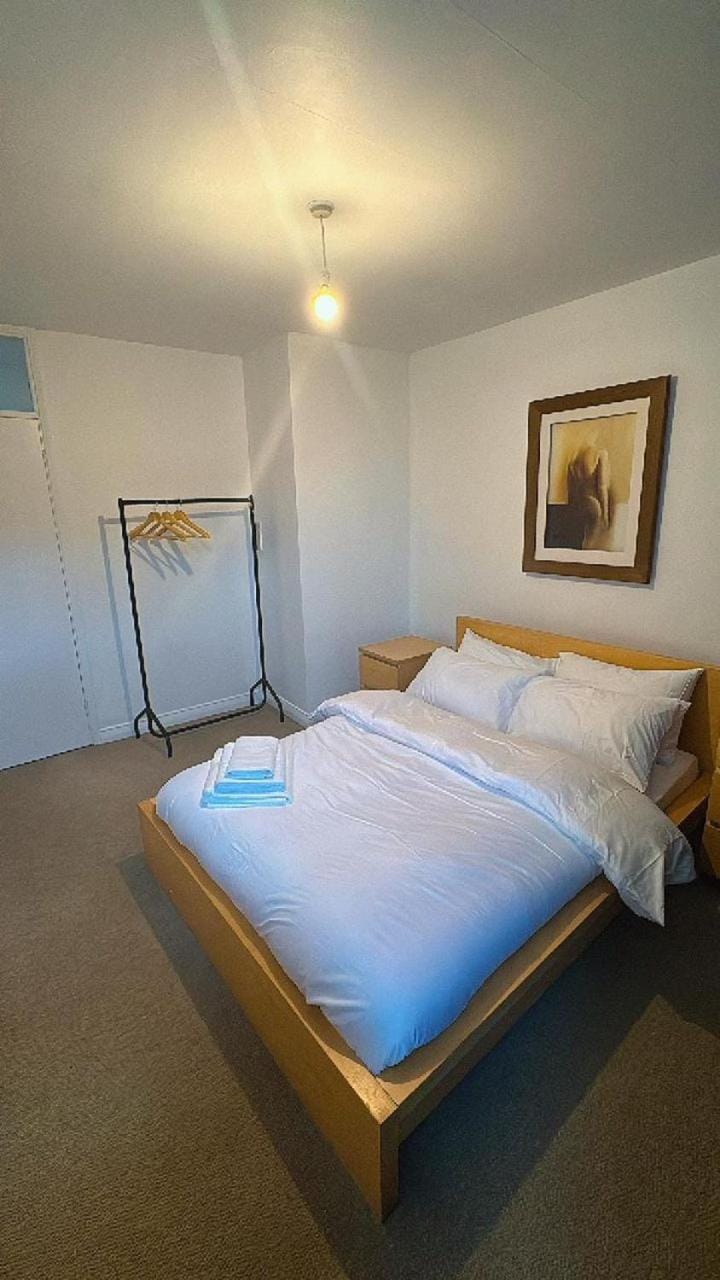 Comfy Home by M Vacation rental in London