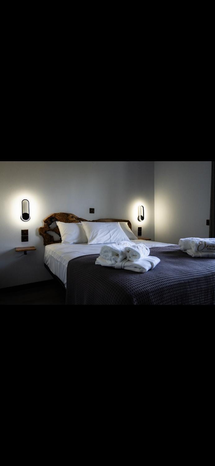 Villa Elena with jacuzzi Villa in Peloponnese, Western Greece and the Ionian