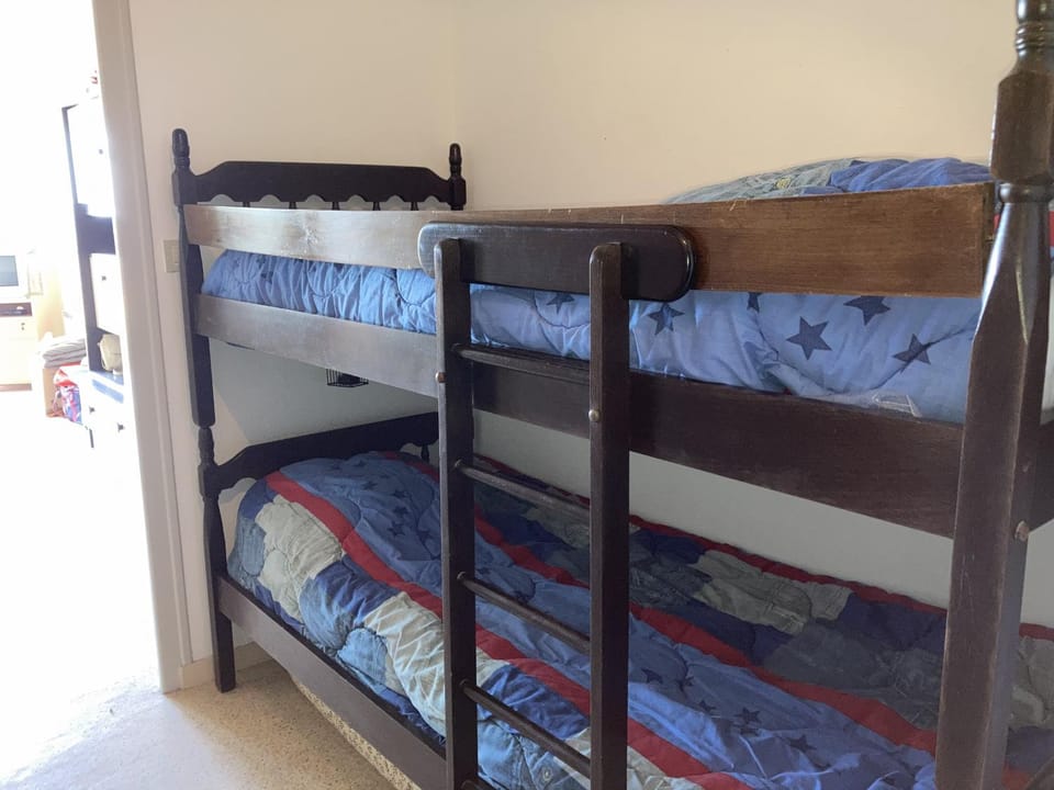 Photo of the whole room, bunk bed