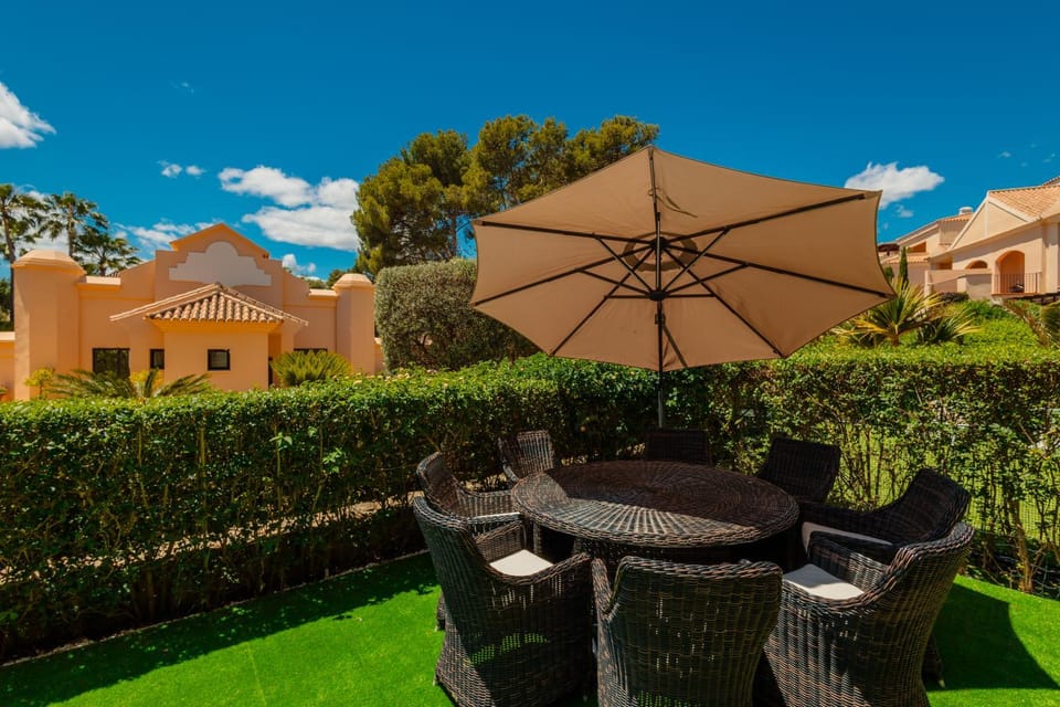 Day, Garden, Balcony/Terrace, Dining area, Garden view