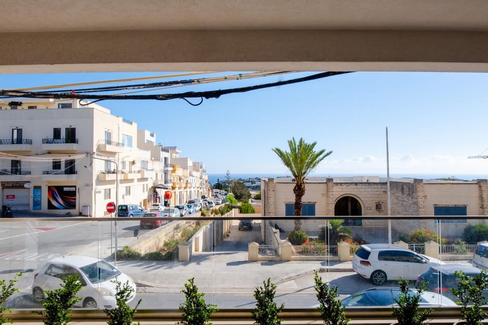 Property building, Neighbourhood, Natural landscape, City view, Street view