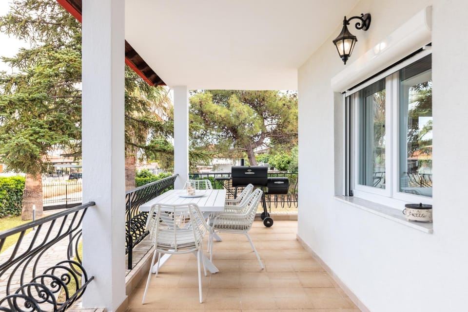 Patio, Garden, Balcony/Terrace