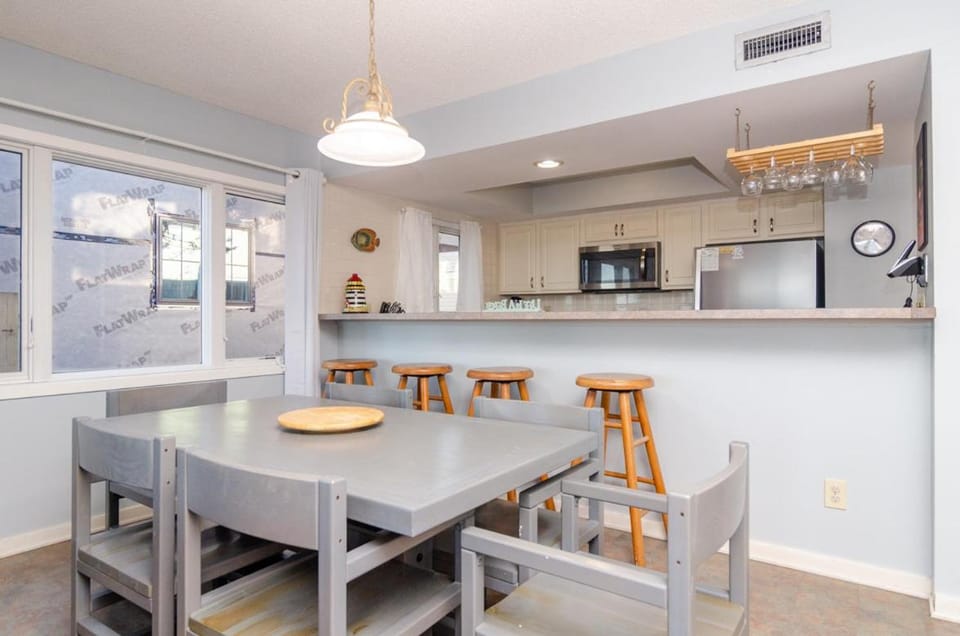 Douglas by Bryant Real Estate House in Wrightsville Beach