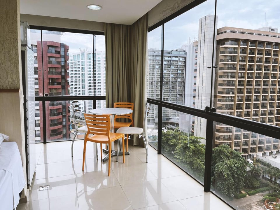 Day, View (from property/room), Dining area