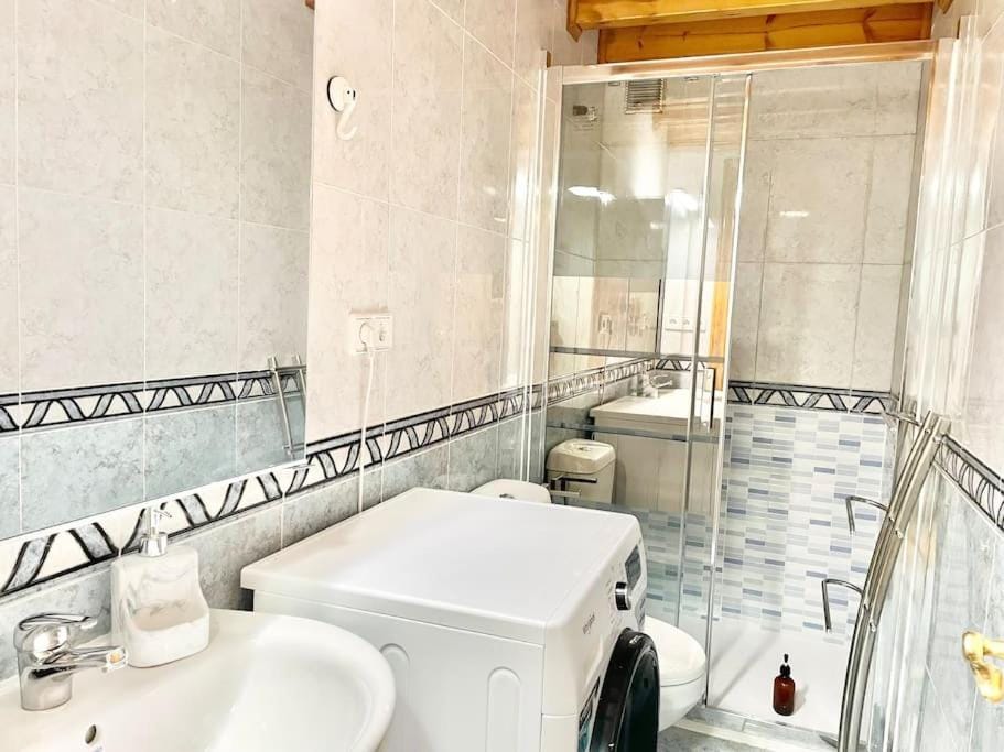 Apto La Muralla Centro - Playa Apartment in Gijón